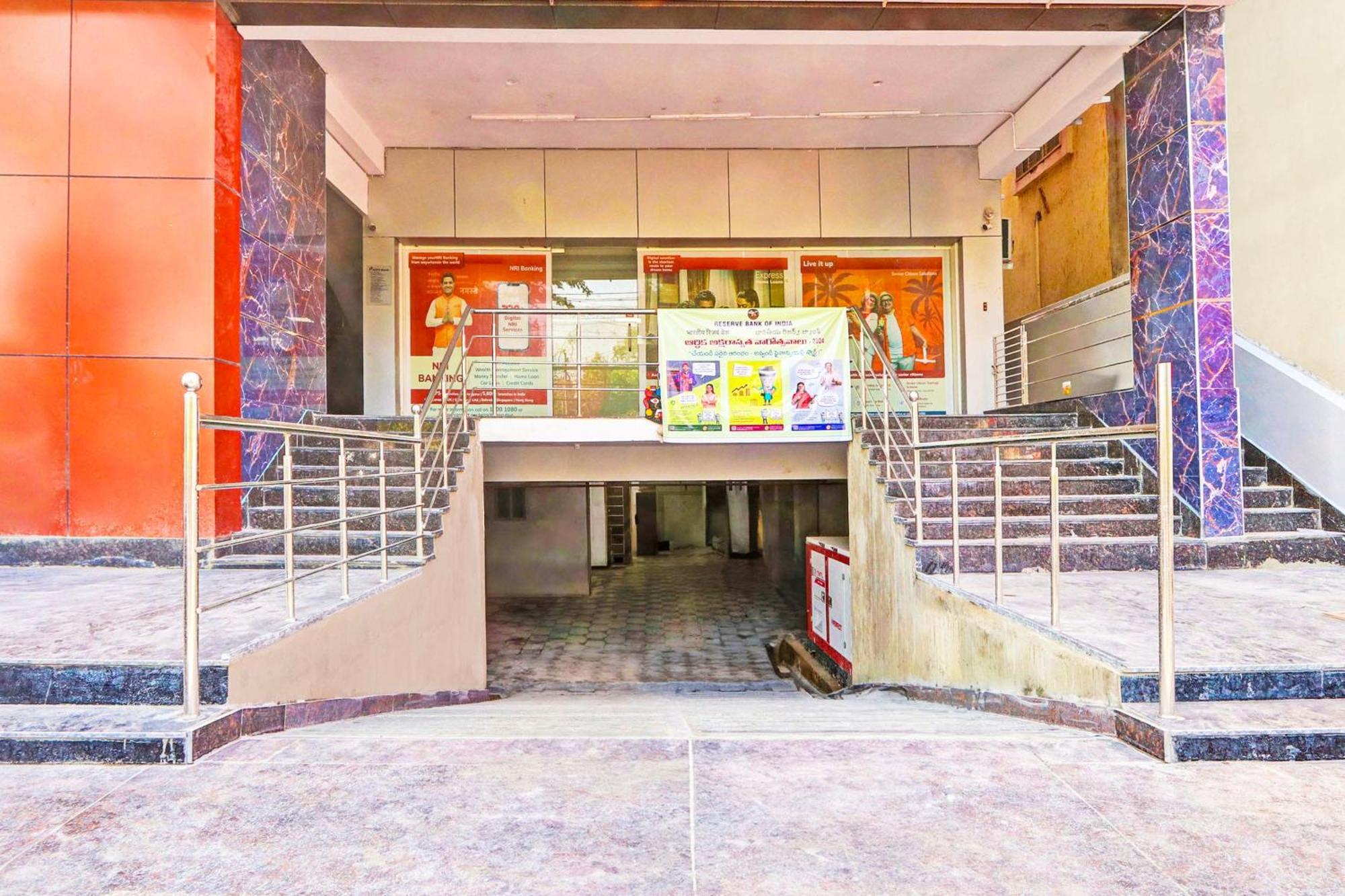 Hotel O R Square Hyderabad Exterior photo